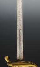 Photo 3 : SABRE DE CAVALERIE OU DE MARÉCHAUSSÉE, modèle de 1750, Ancienne Monarchie, règne de Louis XV et de Louis XVI, 1750 à 1767. 34584