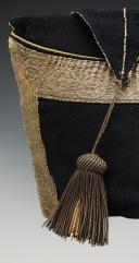 Photo 7 : BONNET DE POLICE DE PETITE TENUE ES GARDES DU CORPS DU ROI, compagnie de Luxembourg, modèle 1820, Restauration (1820-1830). 29807