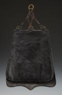 Photo 2 : SABRETACHE D'OFFICIER DE CAVALERIE LÉGÈRE, modèle 1854, Second Empire. 33719