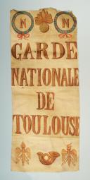 Photo 1 : FRAGMENT DE DRAPEAU DE LA GARDE NATIONALE DE TOULOUSE, PREMIER EMPIRE.