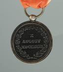 Photo 3 : DÉCORATIONS SUISSES, Médaille d'honneur du 10 août 1792, en fer fondu bronze, Restauration, premier quart du XIXe siècle.