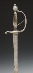 Photo 5 : SABRE D'OFFICIER DE DRAGONS, modèle de 1767, Ancienne Monarchie, règne de Louis XV et Louis XVI, 1767 à 1783 34586