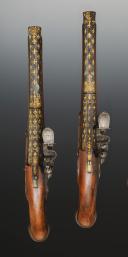 Photo 2 : PAIR OF FLINTLOCK OFFICER PISTOLS SIGNED "BARTOLOMEO", Old Monarchy, 1680-1720. 30096
