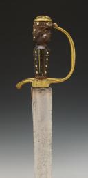 Photo 6 : SABRE FANTAISIE D'UNE TROUPE COLONIALE FRANÇAISE NON IDENTIFIÉE, Ancienne Monarchie, milieu du 18ème siècle. 34588