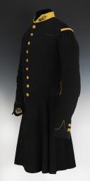 Photo 6 : TUNIC OF SMALL OUTFIT OF OFFICER OF THE VOLTIGEURS OF THE IMPERIAL GUARD, model 1860, Second Empire. 26870-1