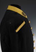 Photo 9 : TUNIC OF SMALL OUTFIT OF OFFICER OF THE VOLTIGEURS OF THE IMPERIAL GUARD, model 1860, Second Empire. 26870-1