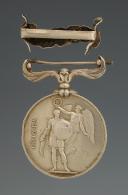 Photo 2 : BRITISH CRIMEAN CAMPAIGN MEDAL, created in 1854, Second Empire. 30320
