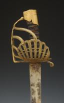 Photo 6 : SABRE À GARDE DE BATAILLE D'OFFICIER DE DRAGONS OU GENDARMERIE, Révolution - Premier Empire. 32693