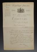 La Tour d'Auvergne-Corret. LETTRE SIGNÉE CARNOT, Ministre de la Guerre, adressée Citoyen Le Brigand approuvant l'idée de ce dernier d'élever un monument au "Premier Grenadier de France", le 6 fructidor an 8 (23 août 1798). 18910-37