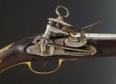 Photo 3 : PISTOLET D'ARÇON D'OFFICIER DES GARDES DU CORPS DU ROI D'ESPAGNE,  modèle de 1789. Fin du 18ène siècle, règne de Charles IV. 34591