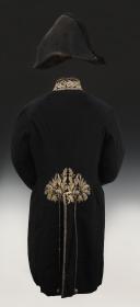 Photo 7 : BICORNED HAT AND DEPUTY PREFECT'S COAT, model 1852, Second Empire. 28468