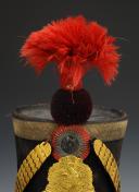Photo 2 : Anglais  SENIOR OFFICER'S SHAKO OF FUSILIERS OF THE 43rd INFANTRY REGIMENT, model 1830, July Monarchy. 27281