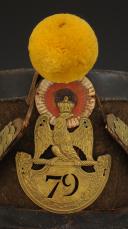 Photo 2 : SHAKO DU 79ème RÉGIMENT DE FUSILIERS D'INFANTERIE DE LIGNE, modèle 1812, Premier Empire. 4227