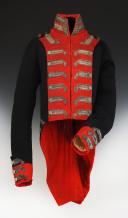 Photo 2 : HABIT D'OFFICIER DES GARDES DU CORPS DE LA MAISON MILITAIRE DU ROI de grande tenue, modèle 1814, Restauration. 30008