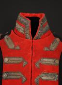 Photo 4 : HABIT D'OFFICIER DES GARDES DU CORPS DE LA MAISON MILITAIRE DU ROI de grande tenue, modèle 1814, Restauration. 30008