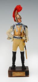 Photo 1 : MARCEL RIFFET - FIRST EMPIRE CARABINIER OFFICER: dressed figurine, 20th century. 26435