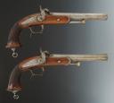 Photo 1 : PAIR OF PISTOLS OF ARTILLERY CAPTAIN OF THE IMPERIAL GUARD LOUIS ANTOINE PIHAN, officer's model 1833, second type, Pontcharra lock, Second Empire. 28462R
