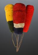 Photo 2 : TROIS POMPONS CAROTTES, Première moitié du XIXème siècle. 32883