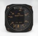 ON-BOARD INSTRUMENT - OIL LEVEL INDICATOR, Mid-20th century. 18090