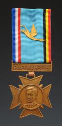 COMMEMORATIVE MEDAL FOR THE DEATH OF CAPTAIN GUYNEMER IN 1917, created in 1967, Fifth Republic. 29788-89R.