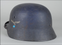 Photo 5 : 541	CASQUE DE LA LUFTWAFFE UN INSIGNE, modèle 1940.