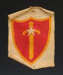 ÉCUSSON DE L'ÉCOLE RÉGIONALE DE CHEFS DE PYRÉNÉES-GASCOGNE DES CHANTIERS DE JEUNESSE, 1er type; Seconde Guerre Mondiale. 31718-1R