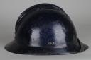 Photo 3 : 530	CASQUE ADRIAN DE LA SÛRETE NATIONALE DE 1944 À 1966, modèle 1926.