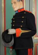 Photo 7 : UNIFORME D'UN MARÉCHAL DES LOGIS DE L'ARTILLERIE, début IIIe République.