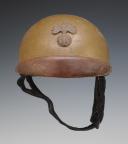 CASQUE DES PERSONNELS MOTOCYCLISTES DES UNITÉS D'INFANTERIE ET DE CAVALERIE, modèle 1935 modifié 1937, Seconde Guerre Mondiale. 28613R