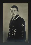 PHOTO-PORTRAIT D'UN SOUS-OFFICIER DE LA KRIEGSMARINE, Seconde Guerre Mondiale. 935-06-08-4