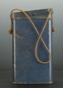 Photo 6 : MASQUE A GAZ, deuxième modèle (M2B), modèle 6 décembre 1915 modifié 1916, France, Première Guerre Mondiale.