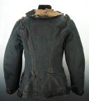 Photo 3 : PELISSE DES OFFICIERS MONTES DE TOUTES ARMES ET DE TOUS SERVICES, modele 1875.