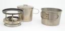 SET OF TWO SMALL MESS TINS AND A CIVILIAN STOVE, Third Republic. 27970R