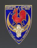 INSIGNE DU 7e régiment de CHASSEURS D'AFRIQUE composé d'anciens DES CHANTIERS DE JEUNESSE D'AFRIQUE DU NORD, Seconde Guerre Mondiale. 31809-1R