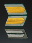 PAIR OF COLLAR TABS FOR HIGH-RANK CIVIL OFFICERS FOR THE DURATION OF THE WAR AND COLLAR TABS FOR JUNIOR OFFICER, Kragenspiegel für Kriegsbeamte auf Kriegsdauer des höheren Dienstes 1940-1943, Second World War. 17549R