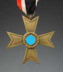 SECOND CLASS WAR MERIT CROSS WITHOUT SWORDS, model 1939, Kriegsverdienstkreuz ohne Schwertern und Bandspänge, World War II. 29436-1