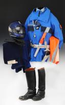 TENUE D’UN MOTARD DE LA GENDARMERIE, Cinquième République. 33889R