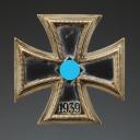 IRON CROSS 1st CLASS "L/61" FRIEDRICH LINDEN, 1939 model, Eisernes Kreuz 1939 1. Klasse, Second World War. Serial number 29424-1.