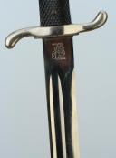 Photo 5 : BAÏONNETTE DE POMPIER ALLEMAND, modèle 1933. 