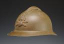 CASQUE ADRIAN D'ARTILLERIE, modèle 1926, Seconde Guerre Mondiale. 29658R