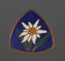 INSIGNIA OF GROUP 10 GRANDE CHARTREUSE group 5 of the YOUTH WORK CAMPS, blue enamel specimen, Second World War. Item number 31834-2.