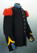 Photo 2 : TUNIQUE DE SAINT-CYRIEN ÉLÈVE DE 1ère CLASSE DE L’ÉCOLE SPÉCIALE MILITAIRE, modèle 1893.