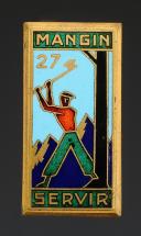 INSIGNIA GROUPEMENT 27 MANGIN FROM THE YOUTH CAMPS, 2nd model, bronzed lumberjack, enameled specimen, Second World War. 31915-2