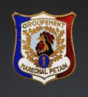 INSIGNE GROUPEMENT 1 MARÉCHAL PÉTAIN CHANTIER DE JEUNESSE, Seconde Guerre Mondiale. 31812