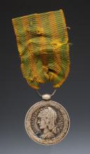 COMMEMORATIVE MEDAL FOR THE TONKIN EXPEDITION - NAVY ISSUE, created in 1885, Third Republic. Inventory number 30579.