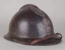 Photo 3 : 490	CASQUE ADRIAN D'INFANTERIE, modèle 1926, avec couvre-casque.