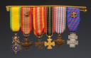 GALA BARRETTE ORNAMENTED WITH SIX REDUCTIONS WITH RIBBON, First and Second World War. 30585