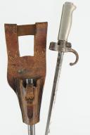 Photo 5 : PORTE-BAÏONNETTE AVEC SON ÉPÉE-BAÏONNETTE, modèle 1886.