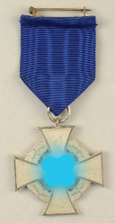MÉDAILLE POUR 25 ANS D'ANCIENNETÉ DES EMPLOYÉS ADMINISTRATIFS ET TRAVAILLEURS NON MILITAIRES, Treudienst-Ehrenzeichen 2. Stufe für 25 Jahre, modèle 1938. 9068