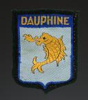 ÉCUSSON DU GROUPEMENT DAUPHINÉ DES CHANTIERS DE JEUNESSE ET MONTAGNE, second modèle, Seconde Guerre Mondiale. 31732-2